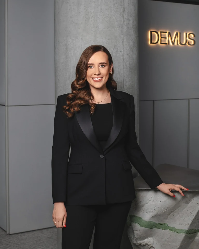 Demus Asset Management – portretas biure