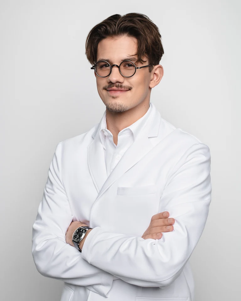 Fi clinica – portretas biure
